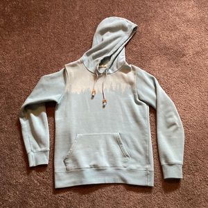 TenTree beautiful light blue hoodie.